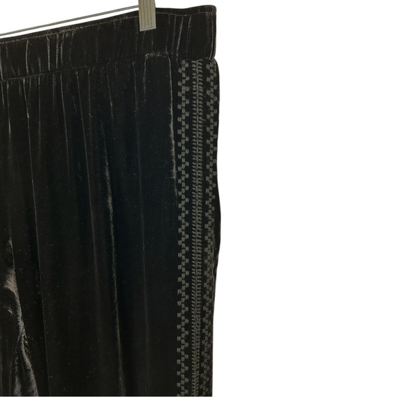 Johnny Was - Women’s Velvet Jogger Pants, Boho, Embroidered - Black, X-Large - Picture 13 of 17